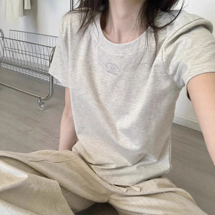 Right Shoulder Embroidered Short-Sleeved T-Shirt for Women Summer 2025 New American Retro High-End White Gray Slim Casual Top
