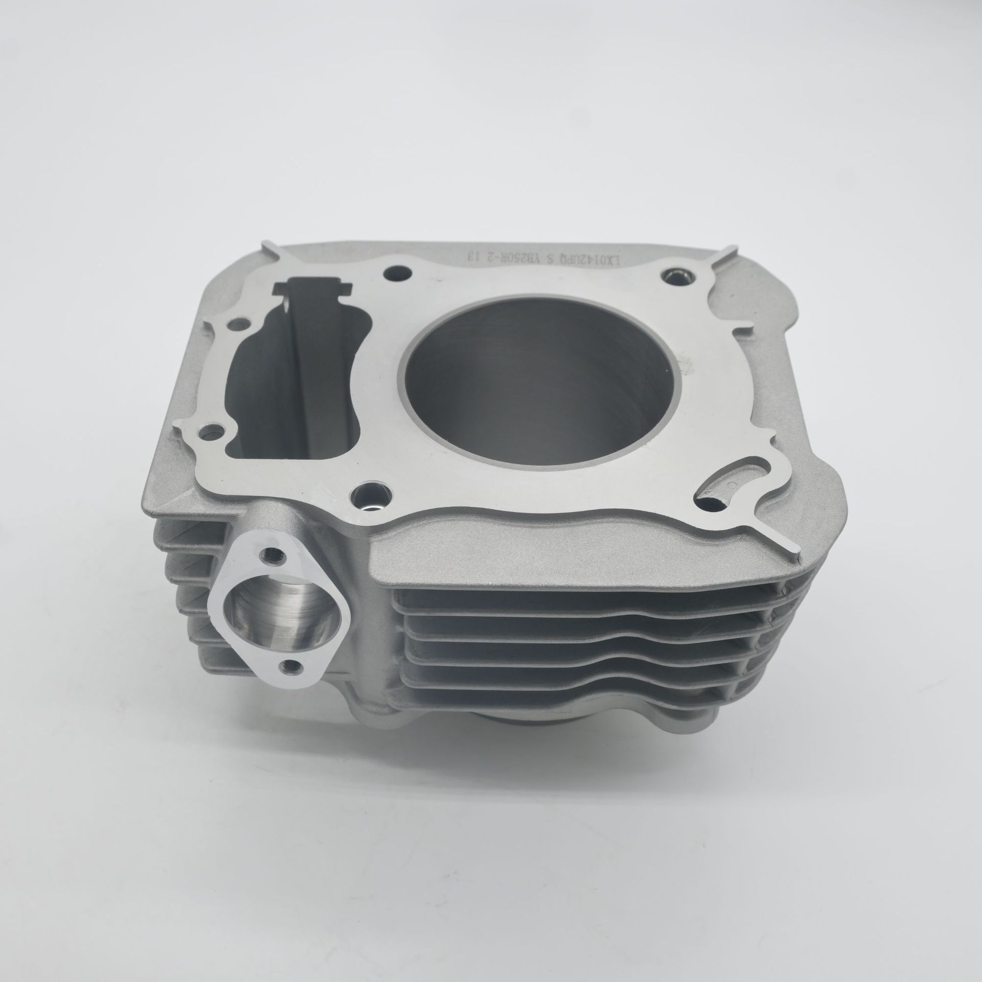 Motorcycle Loncin Yb250R Zuma S6 Bosuer Hengjian Kevis 250 Four-Valve Engine Cylinder Kit
