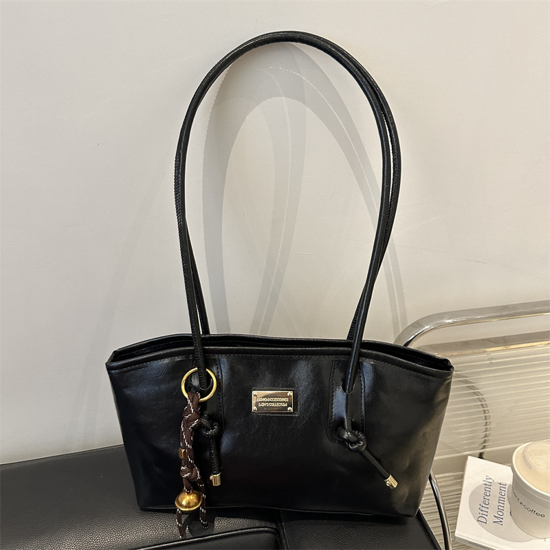 Alta sensación de viaje retro bolsas de gran capacidad para mujeres 2024 nuevo otoño invierno versátil bolsas de hombro de brazo bolsas especiales