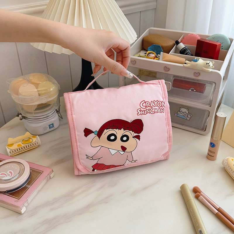 Косметичка Sanrio стеганая с синтепоном-наполнением, просторная дорожная организация, рисунки с героями