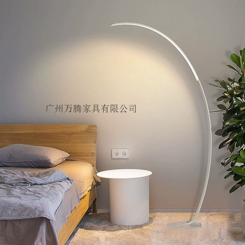 LED дизайн креативный искривленный минималистичный торшер для гостиной