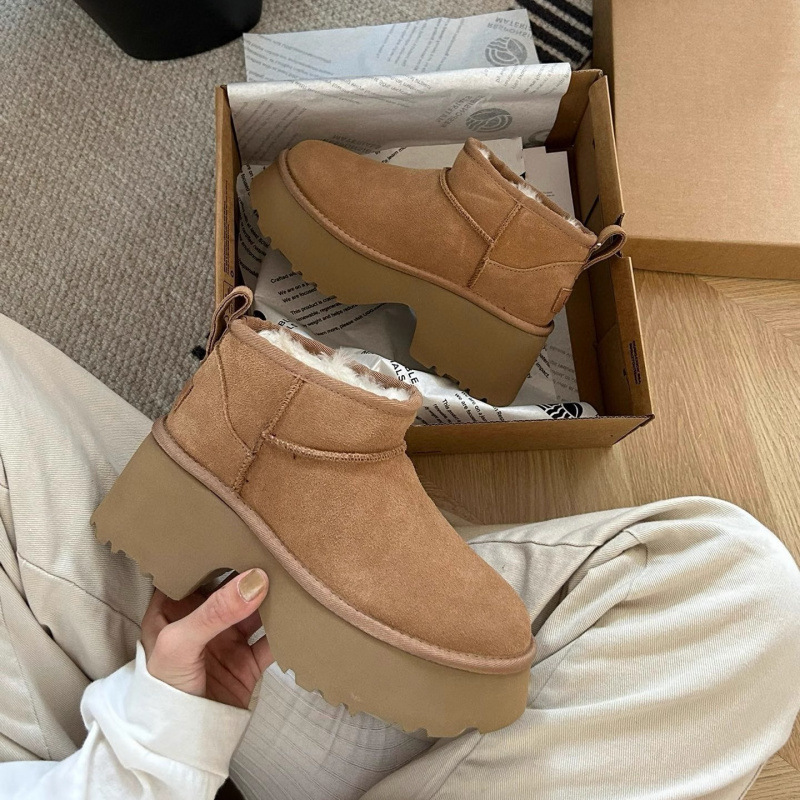 桑坡秋冬季新款全羊皮毛一体雪地靴厚底增高人鱼休闲短靴高跟女鞋