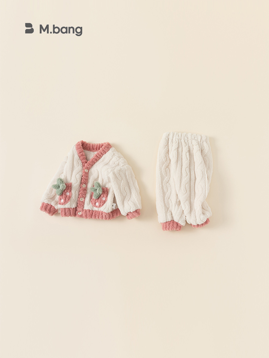 Youbao Ropa Infantil Conjunto de Pijama para Niñas Otoño e Invierno Conjunto de Dos Piezas de Suéter de Felpa con Estampado de Fresas para Niños DT23200