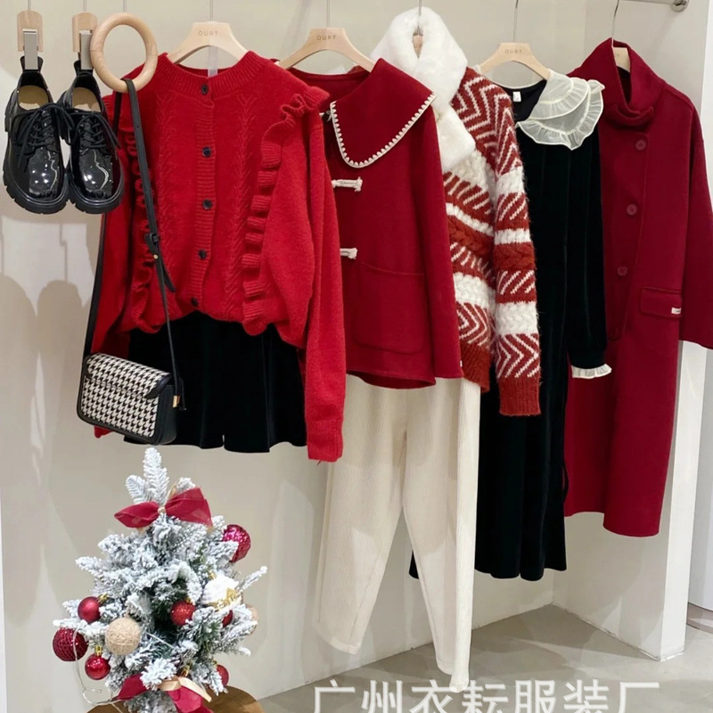 2025秋季新款红色针织圆领勾花毛衣女V领羊毛针织衫品牌女装批发|undefined