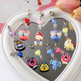 钥匙扣;钥匙扣及钥匙扣配件;挂饰挂件