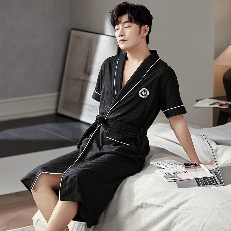 Verano de los hombres de algodón de manga corta delgada de estilo japonés de media longitud de los hombres más tamaño Albornoz pijamas de verano