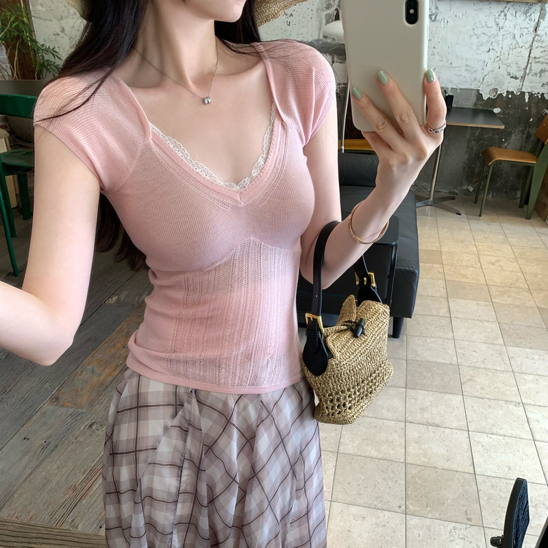 European-Style Pure Desire Sexy Lace-Trimmed V-Neck Knit Top for Women, Summer 2026 New Slim-Fit Thin Slightly Sheer Top