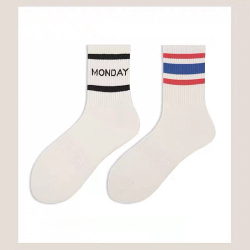 Trendy brand white sports striped socks ins trendy men's and women's Internet celebrity style outer wear Korean autumn and winter pure cotton mid-calf socks