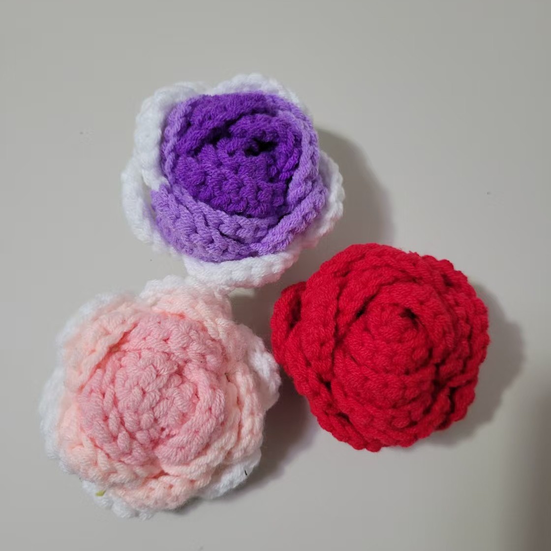 Cross-border New Handmade Crochet Finished Rose Artificial Flower Woven Rose Head Sunflower Clothing Auxiliary