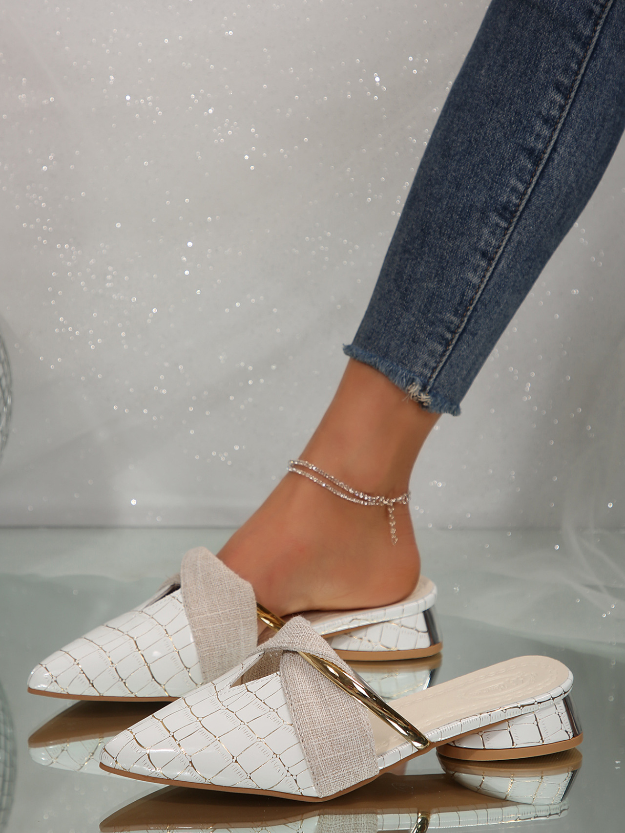 Women's plus Size Pointed Toe Low Heeled Slippers Snakeskin Pattern Closed Toe Half Slippers Sexy New Spring Style_vogvips.com