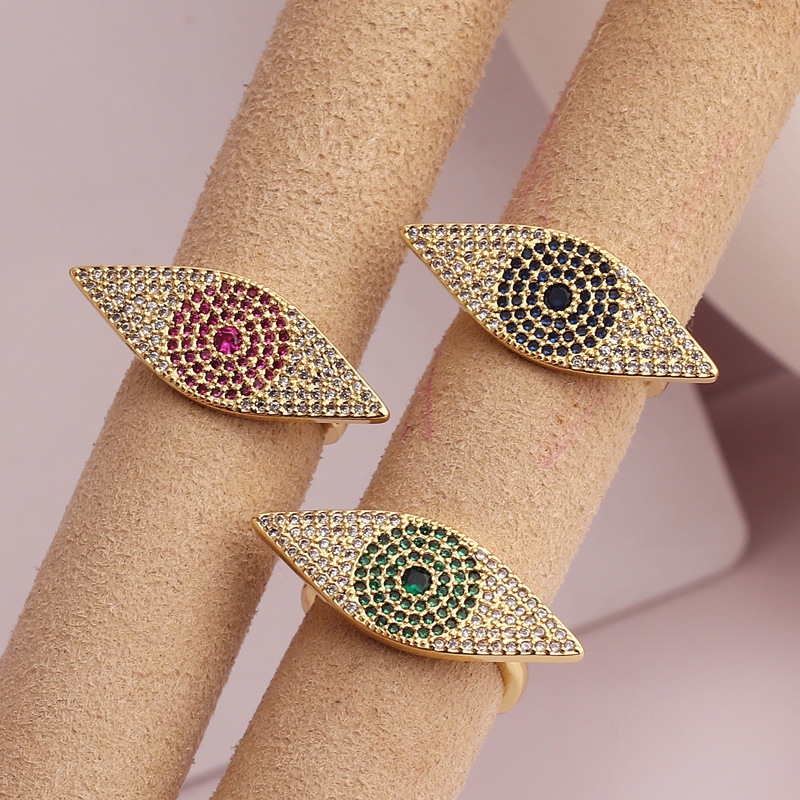 Retro Devilu0027S Eye Copper Inlaid Zircon Rings