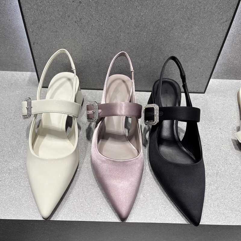 Chengmeizu Women's Shoes 25 Summer New Model 720231 Bright Diamond Square Buckle High-Heeled Single Shoes Pointed Toe Thick Heel Sandals Chengmeizu Women's Shoes 25 Summer New Model 720231 Bright Diamond Square Buckle High-Heeled Single Shoes Pointed Toe Thick Heel Sandals