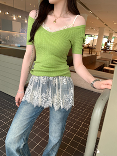 French Super Nice Green Twist V Neck Right Shoulder Short-Sleeved Knitwear for Women Summer 2025 New Chic Top Versatile