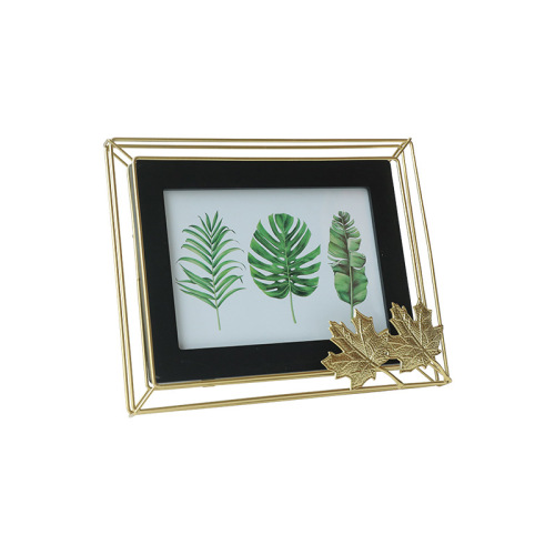 Photo Frame for Iron Wire Photos, Table Decor with Ins Style, Nordic Light Luxury Glass, 6-inch and 7-inch, Personalized Creative Modern Simple Children