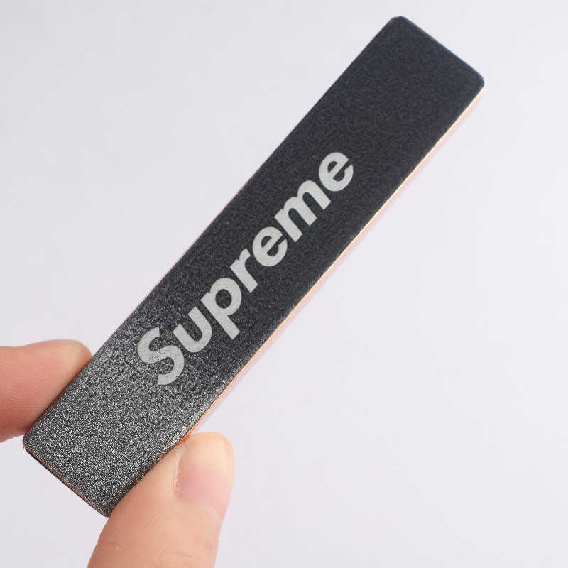 그라데이션 블랙