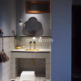 北欧米白色结晶长条陶瓷马赛克厨房卫生间背景墙砖酒红色斑点瓷砖