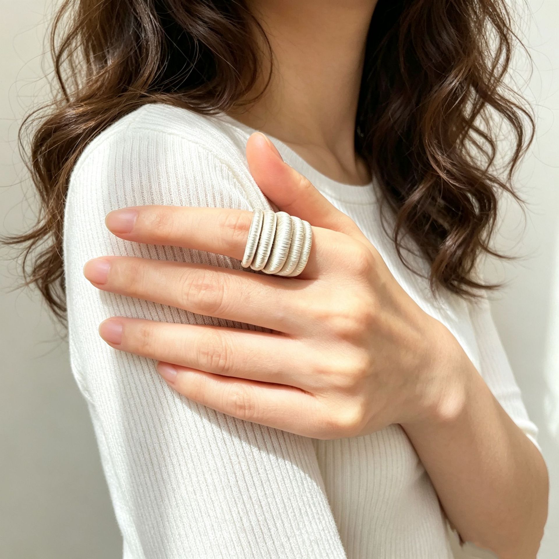 Fashionable retro versatile niche design ring, original five-layer curved surface, minimalist style, silver-plated jewelry