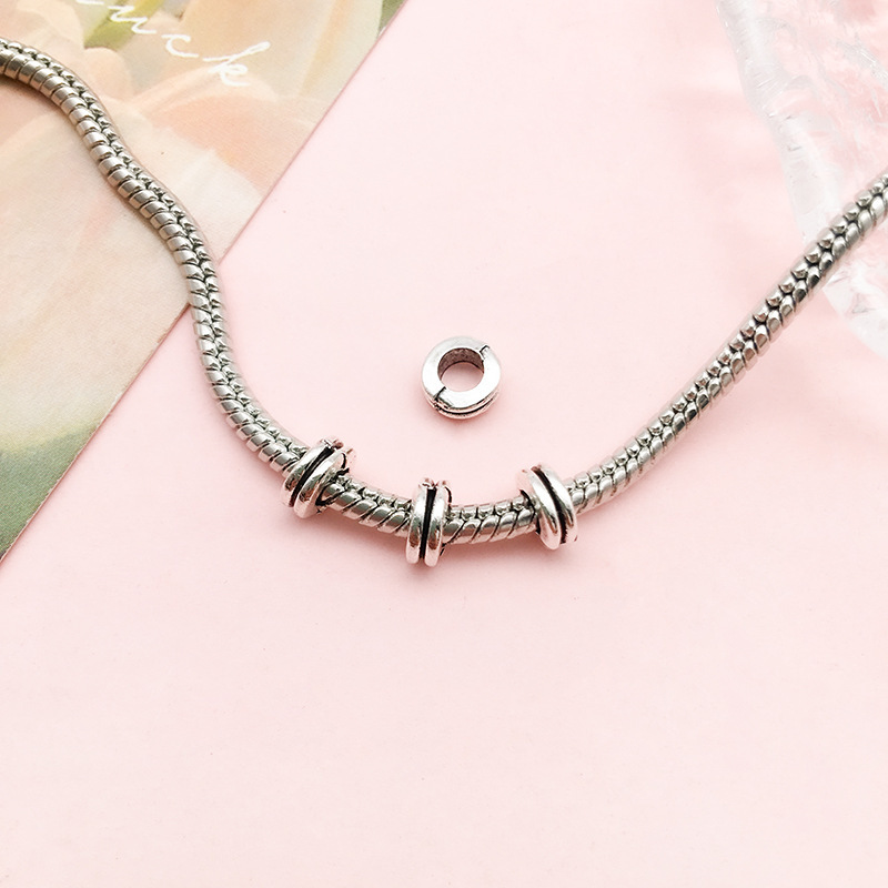 アマゾンの新商品1個の古銀のビーズのdiyネックレスのブレスレットのアクセサリーのビーズのアクセサリーの材料のビーズの卸売り|undefined