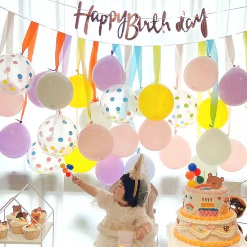 Little Red Book's same style ins baby pull flag balloon children's first birthday decoration macaron party layout pull flowers
