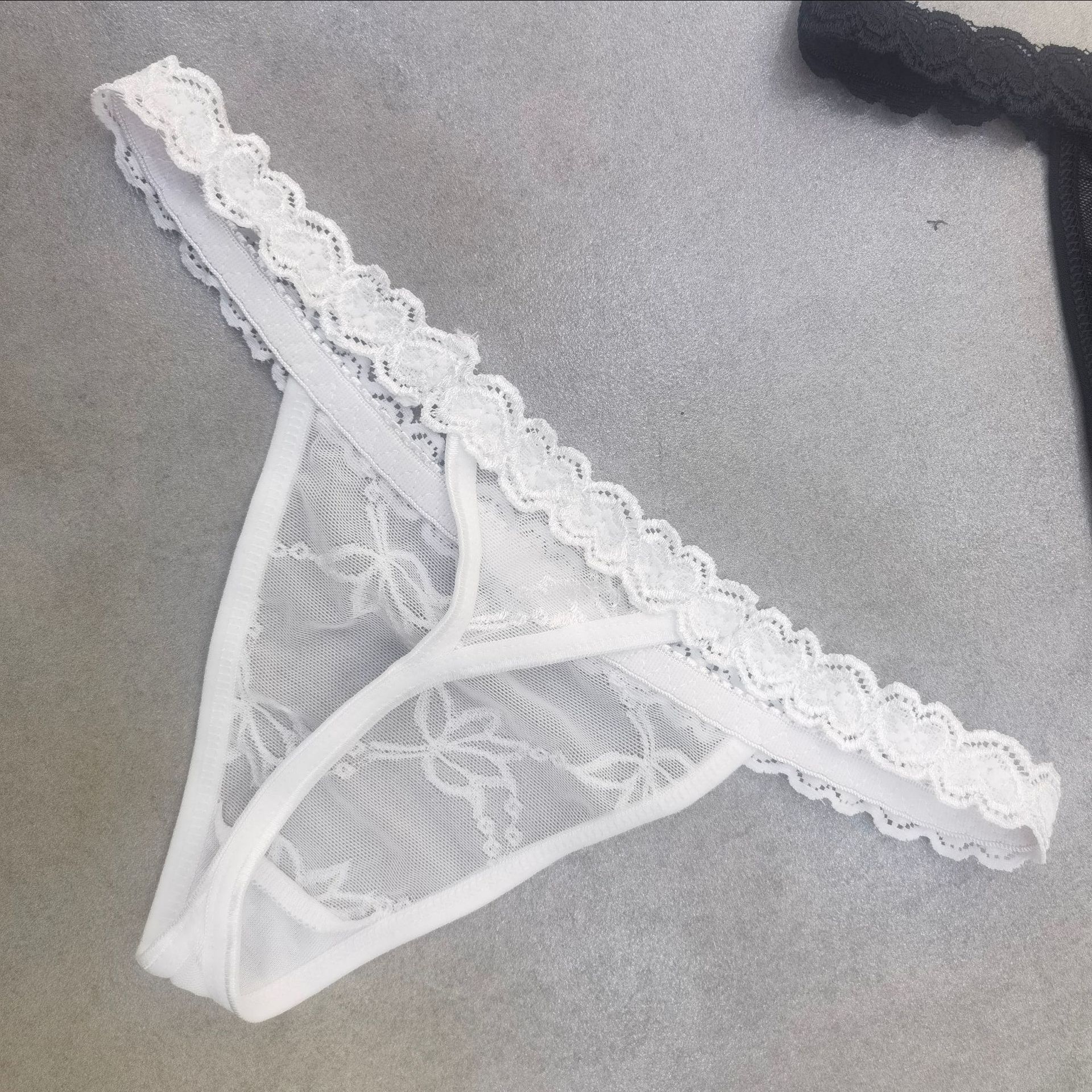 흰색(문자 없음)