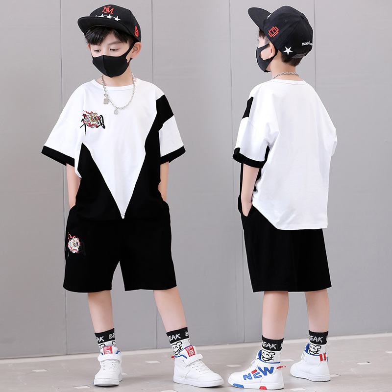 T-shirt a maniche corte 2023 Estate Nuovi pantaloncini per ragazzi medi e grandi per bambini Set casual in due pezzi_voghion.com
