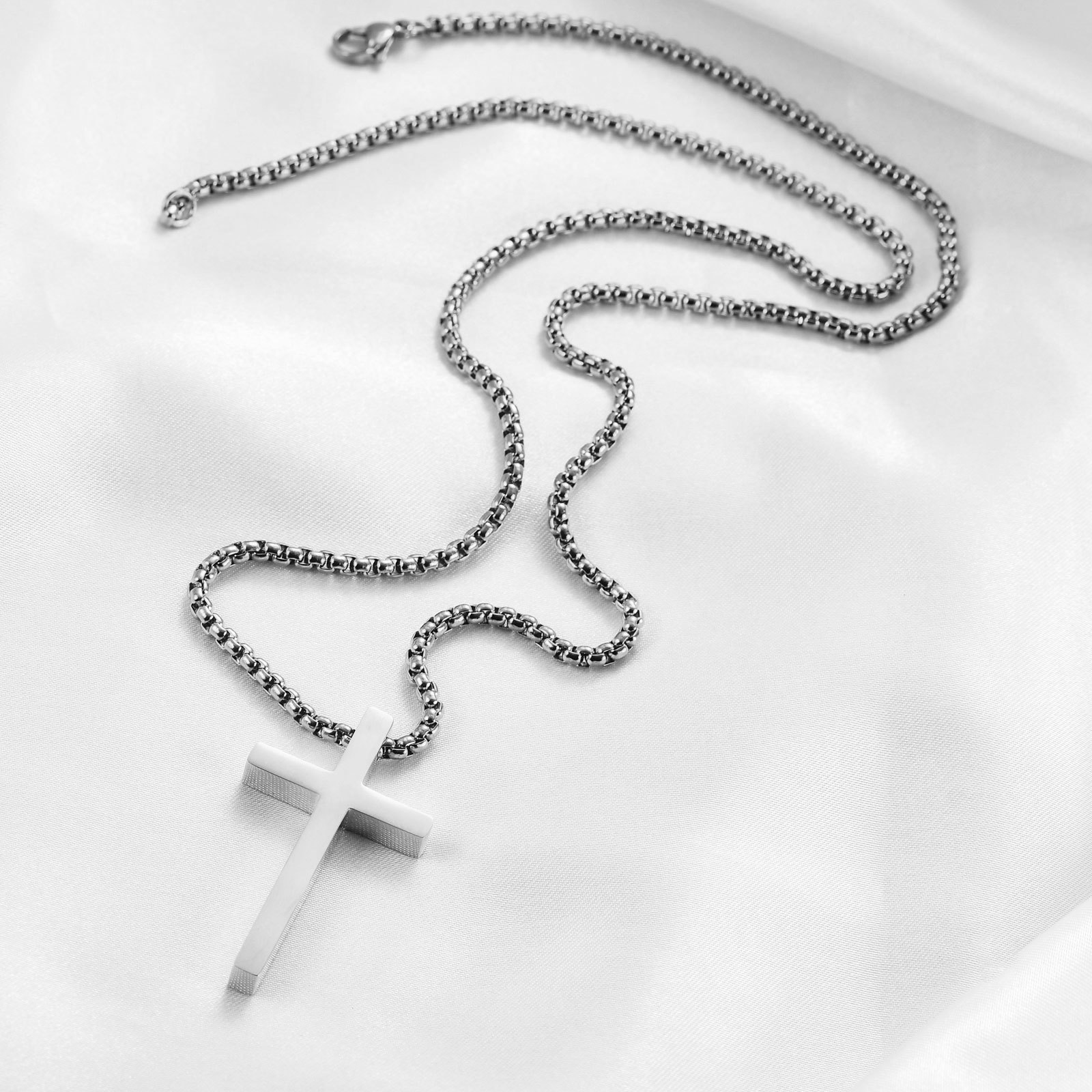 Rostfreier Stahl Titan Stahl IG-Stil Einfacher Stil Kreuzen Überzug Halskette Mit Anhänger display picture 12