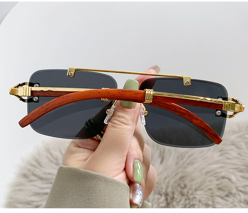 Simple Style Classic Style Color Block Ac Square Frameless Women's Sunglasses display picture 2