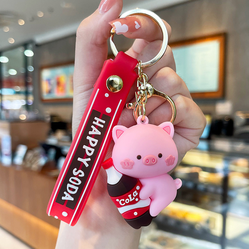 Venta directa de fábrica llavero colgante pequeño muñeca tridimensional llavero de coche mochila escolar colgante puesto al por mayor productos pequeños