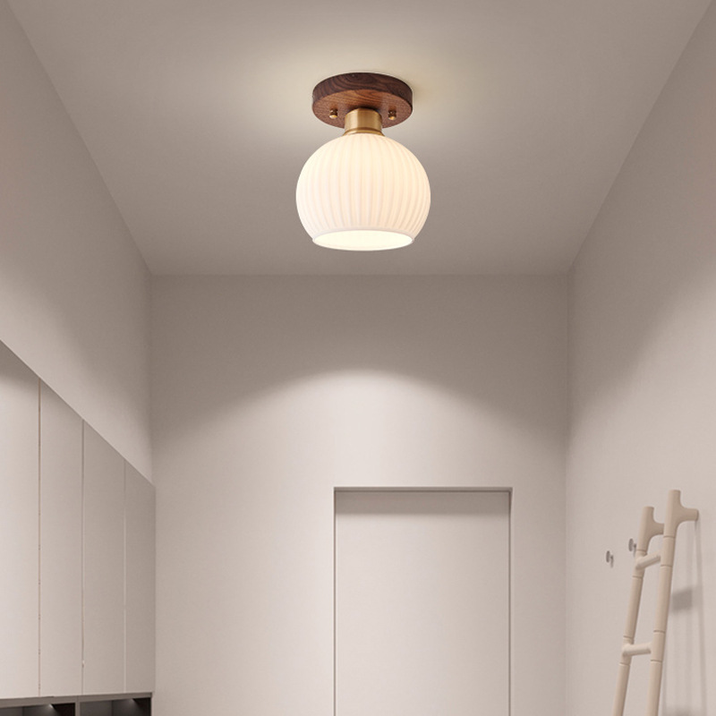 Luz lujosa lámpara de mesa de madera de nuez silenciosa pasillo luz en el hogar estilo chino de nuez lámpara retro lámpara de techo balcón de entrada