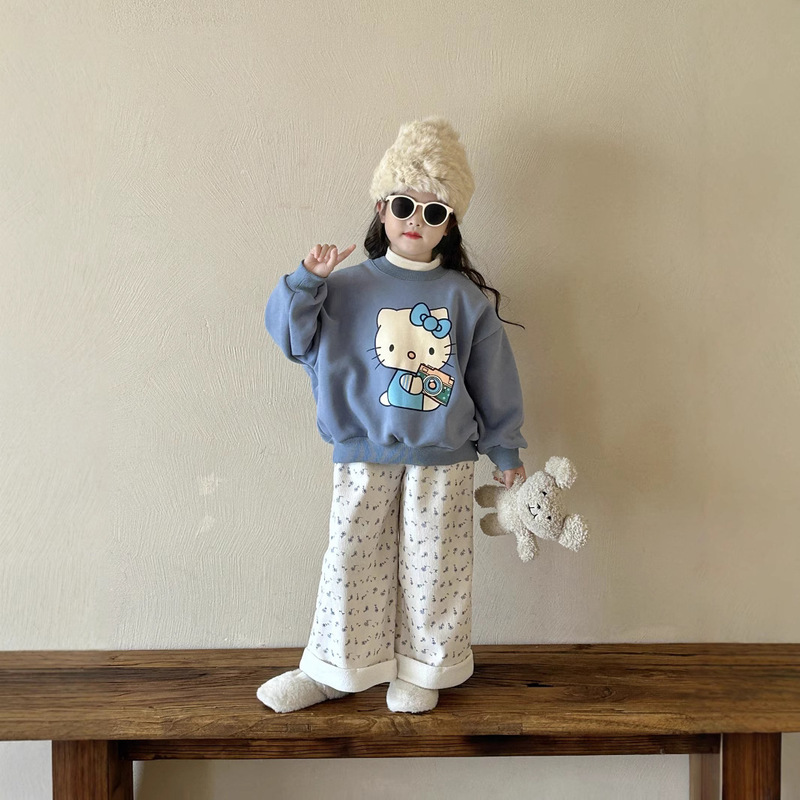 Clearance Sale No Returns or Exchanges: Children's Korean Style Fleece-Lined Sweatshirt for Young Girls, Casual Cartoon Print Thickened Top