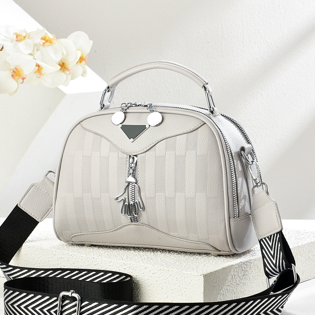 Nueva versión coreana de todo fósforo simple 2025 bolso de mensajero de un solo hombro Emperador rinoceronte verano fabricante de comercio exterior verano bolso pequeño bolso femenino