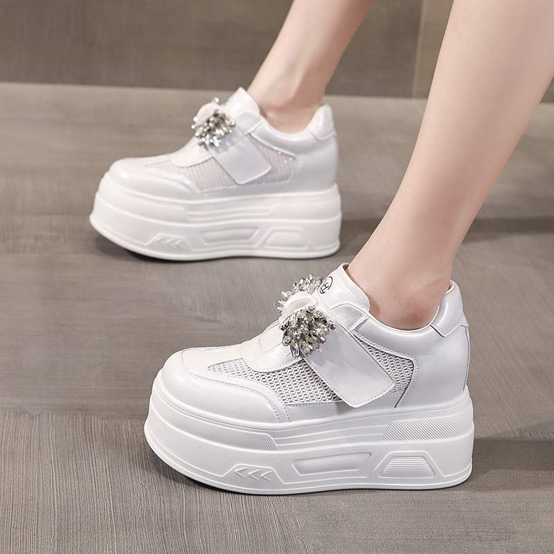 Giày sneaker nữ đế dày tăng chiều cao, mặt lưới thoáng khí, đính đá rhinestone — màu trắng