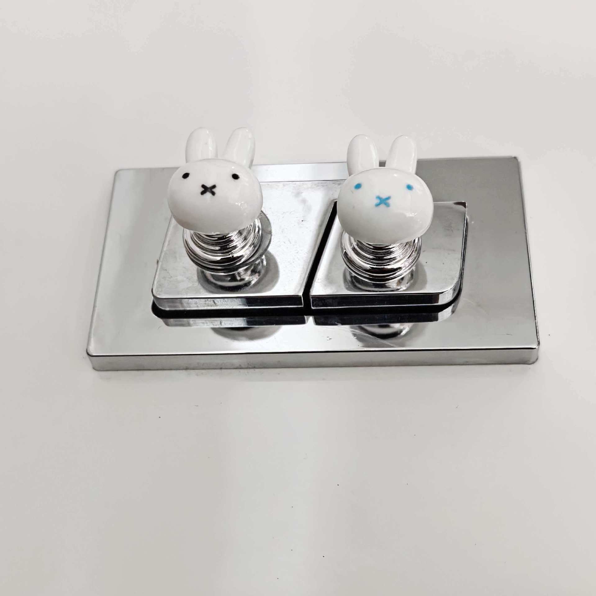 Bonito conejo miffy inodoro de presión de manicure botón de baño creativo especial botón auxiliar de tanque de descarga image 1
