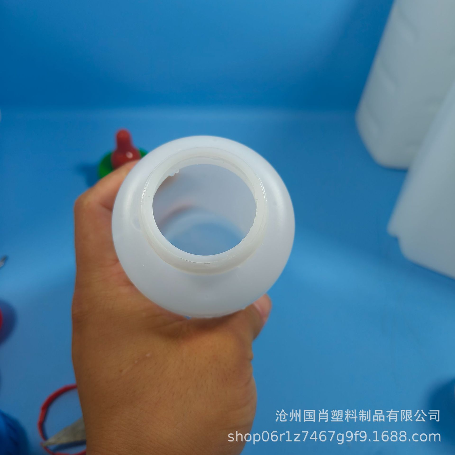 500ml botella redonda de cordero cerdo botella de ciervo de ciruela botella de mascota engrosada con botella de calibración tetas