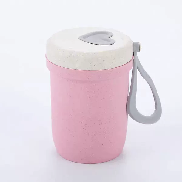 Розовый стакан