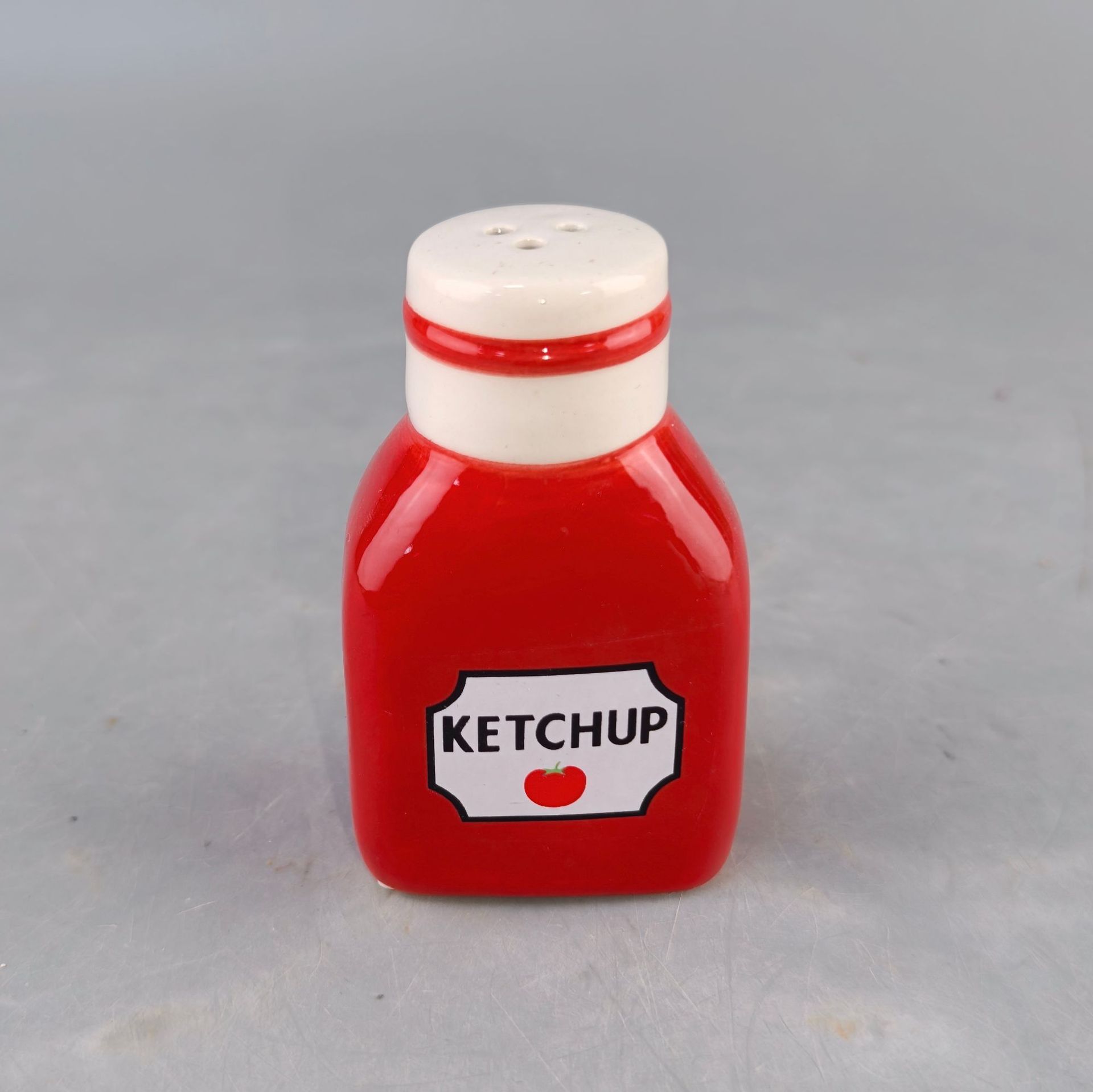 Creativa personalizada cerámica ketchup y salchicha en forma de perro pimienta botella de sabor encantadora cerámica artesanía cocina