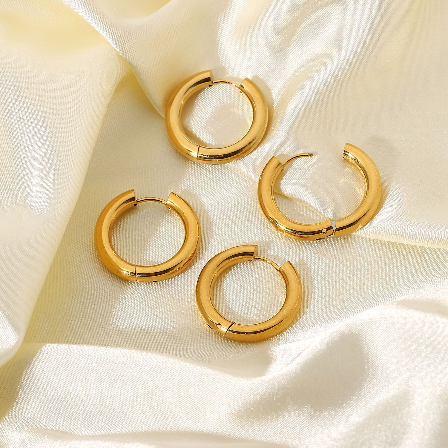 Circle Plating Stainless Steel No Inlaid Gold Plated Earrings display picture 6