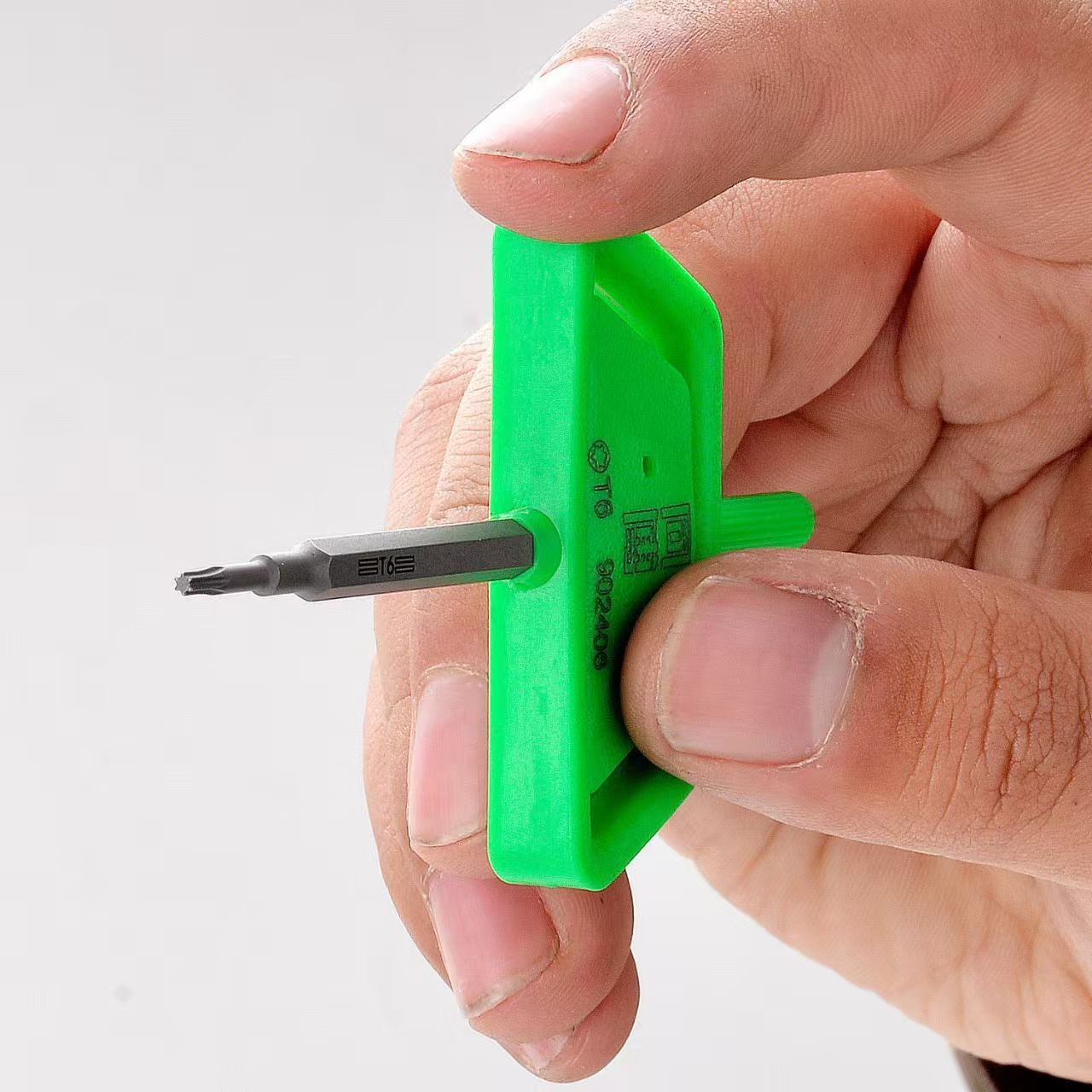 c2a04fc4e835e3b04aa2ed37abff75