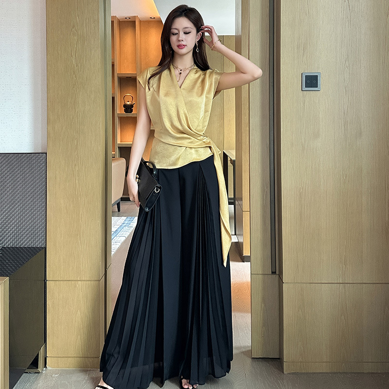 Áo sơ mi nữ cổ chữ V thắt nơ, tay ngắn, thắt eo phong cách Âu Mỹ — Vàng nghệ