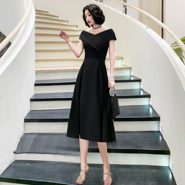 Black, long, mid-length