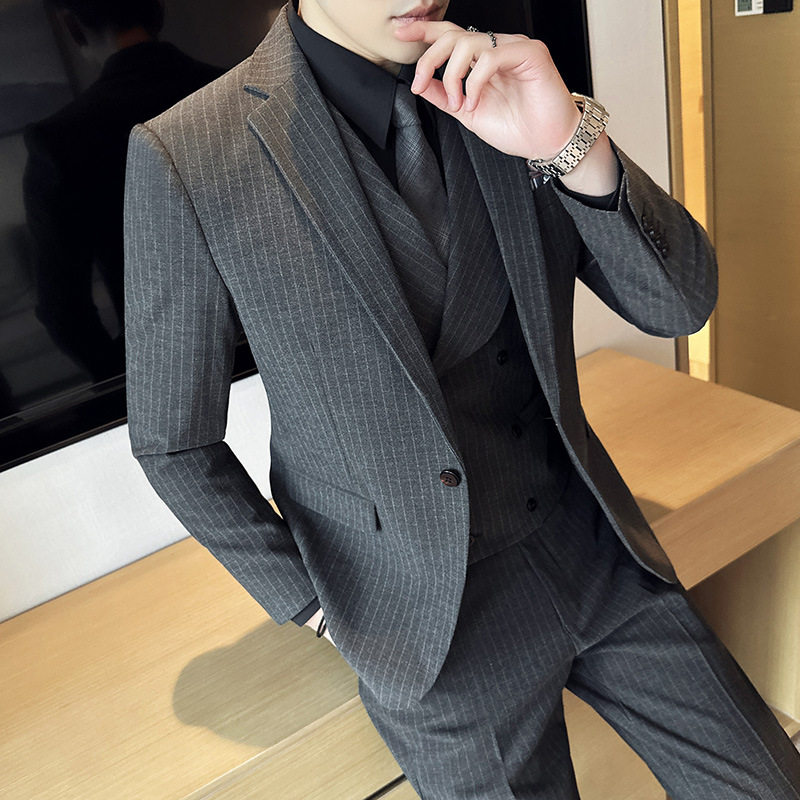 회색 원버튼 (정장 + 조끼 + 정장 바지)