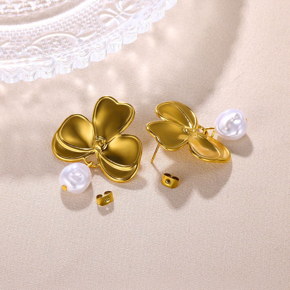13g Weight 0.03µm-0.05µm Gold Plating Thickness PVD Coated Gold Plating Process 304 Stainless Steel Ear Needle Material Real Gold Plated Plating Material Stone-Free Inlay Material Ear Studs Classification 18K Gold Plating Color 1 Pair Quantity Daily Occasion 304 Stainless Steel Material Shamrock, Flower Pattern Women's Gender Vintage Style Style Waterproof Non Tarnish Craft PVD Coated Real Gold Plated 18K Gold Shamrock Flower 304 Stainless Steel Vintage Style Waterproof Non Tarnish Ear Studs 26