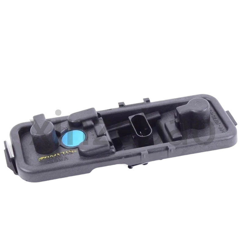 63217288198 Is Suitable for Bmw X3 (Imported) Tail Light Frame, Outer Tail Light Holder, Rear Outer Tail Light Socket