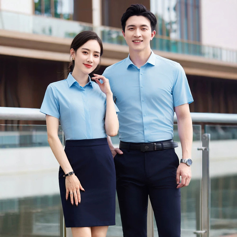 Sky blue short-sleeved professional shirt, Lenzing Modal business shirt, summer workwear, corporate workwear customization Sky blue short-sleeved professional shirt, Lenzing Modal business shirt, summer workwear, corporate workwear customization
