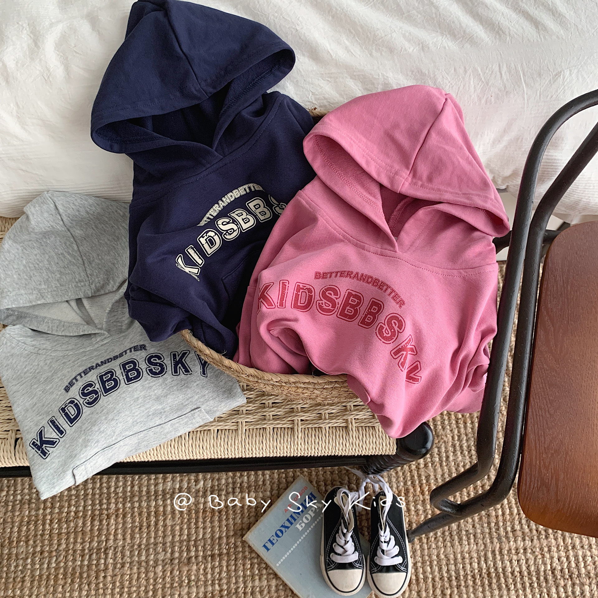 Felpa con cappuccio per bambini 2023 Bangcheng autunno stile coreano ragazzi e ragazze minimalista lettera stampata con cappuccio top casual F0342_voghion.com