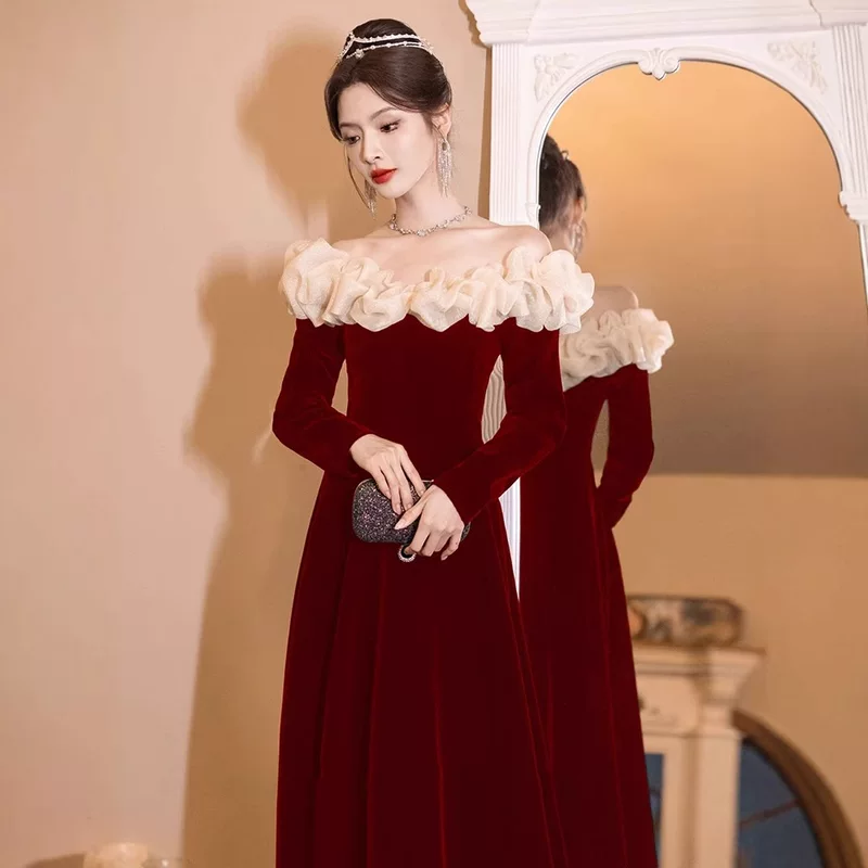 Evening dress, long-sleeve, open shoulders