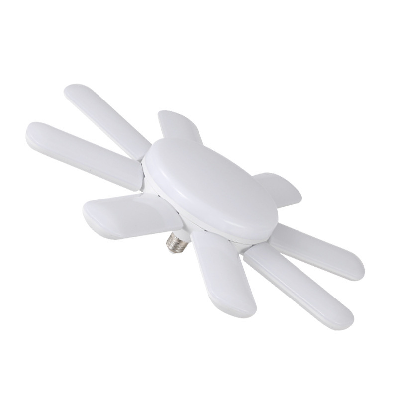 Lámpara transfronteriza de tres hojas de cuatro hojas de cinco hojas de lámpara LED ahorro de energía e27 creativo de tornillo de hoja de ventilador plegable brillante de alta potencia