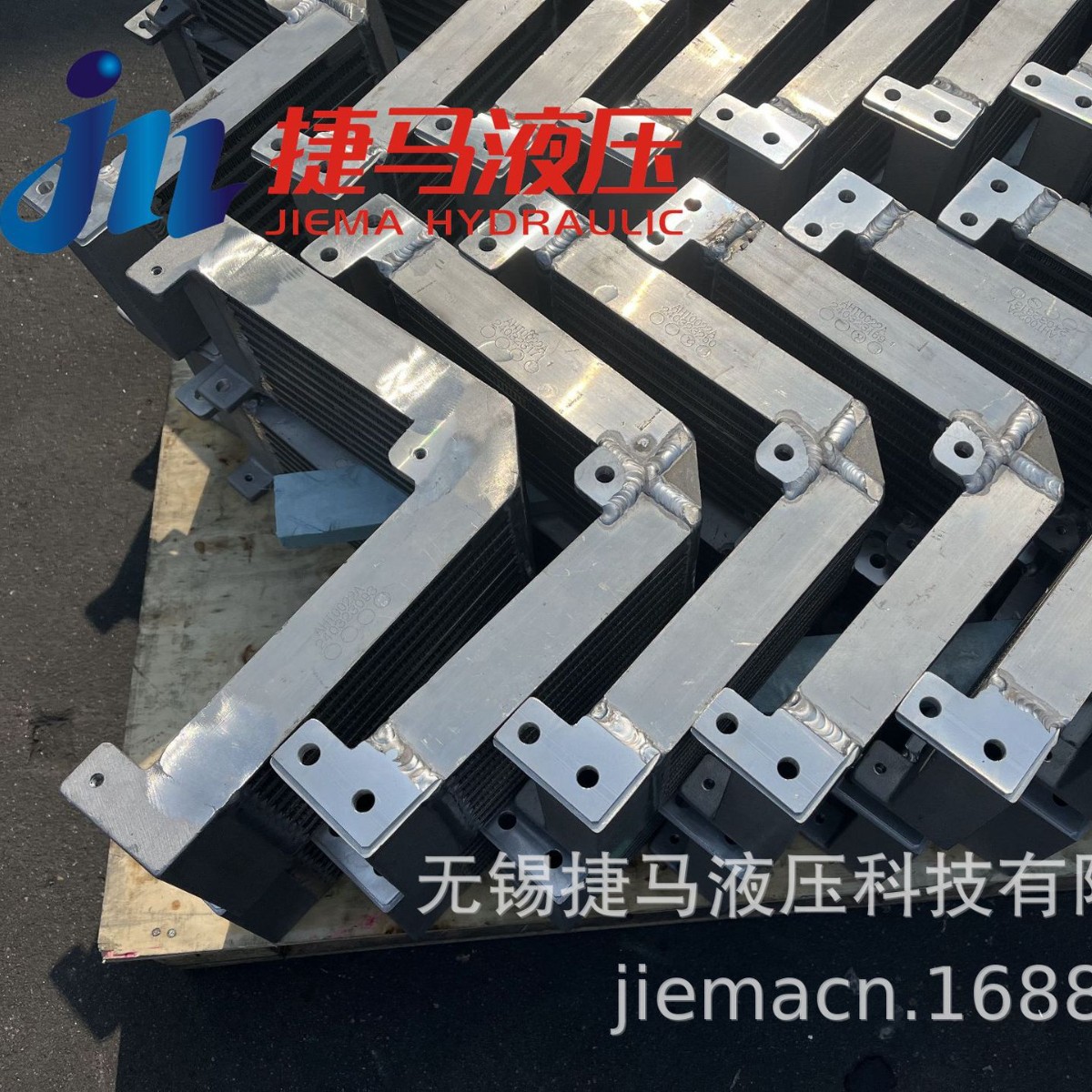 厂家供应真空泵散热器莱宝飞跃耐高温真空泵散热器各类真空泵配件