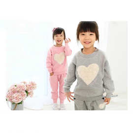 2025春季新款套装韩版女童爱心长袖套装粉色卫衣长裤休闲两件套