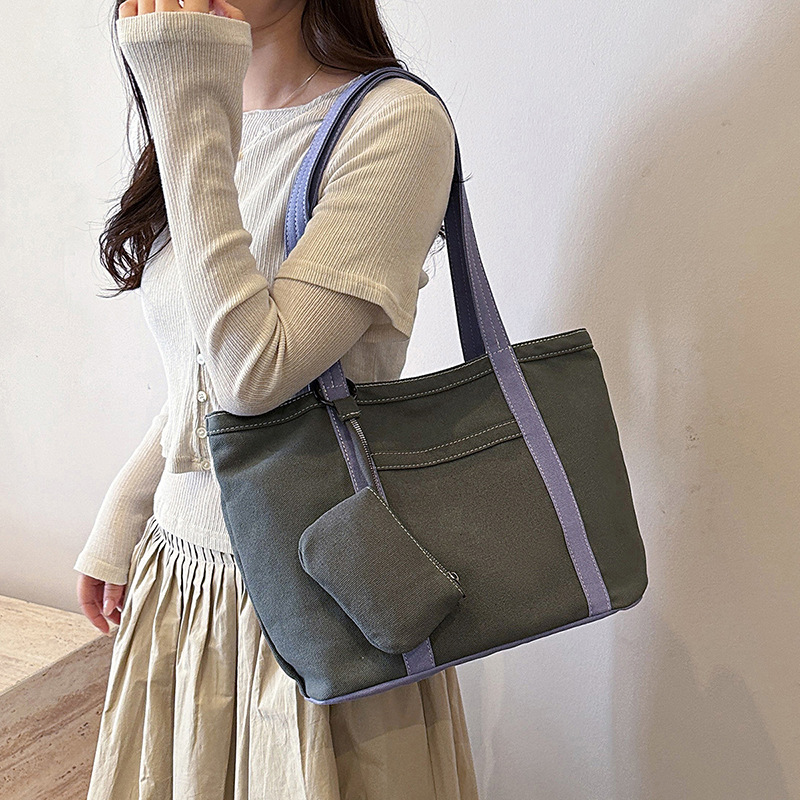 Gran capacidad y estilo extranjero, bolsos especiales de soporte personalizados, empalmes de lona, nuevos bolsos de axilas de cercanías, bolsos individuales simples y personalizados
